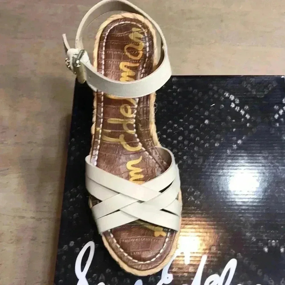 NWT Sam Edelman sandals, size 9 - Picture 2 of 5